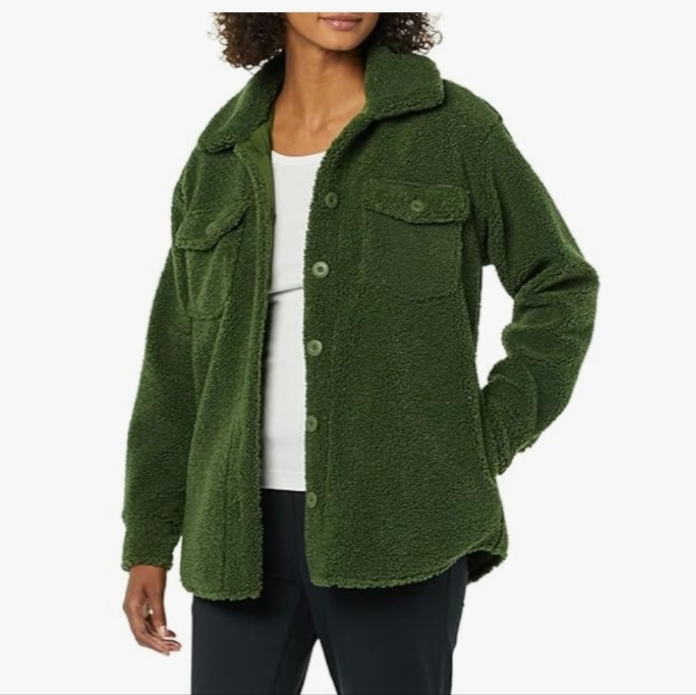 Amazon Essentials Women's Olive Teddy Shacket Size Small